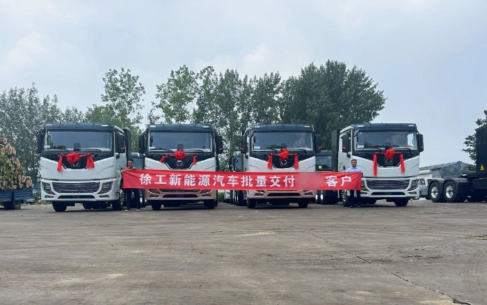 車隊(duì)老板的“致富經(jīng)”：“選擇徐工，就是選擇成功！”